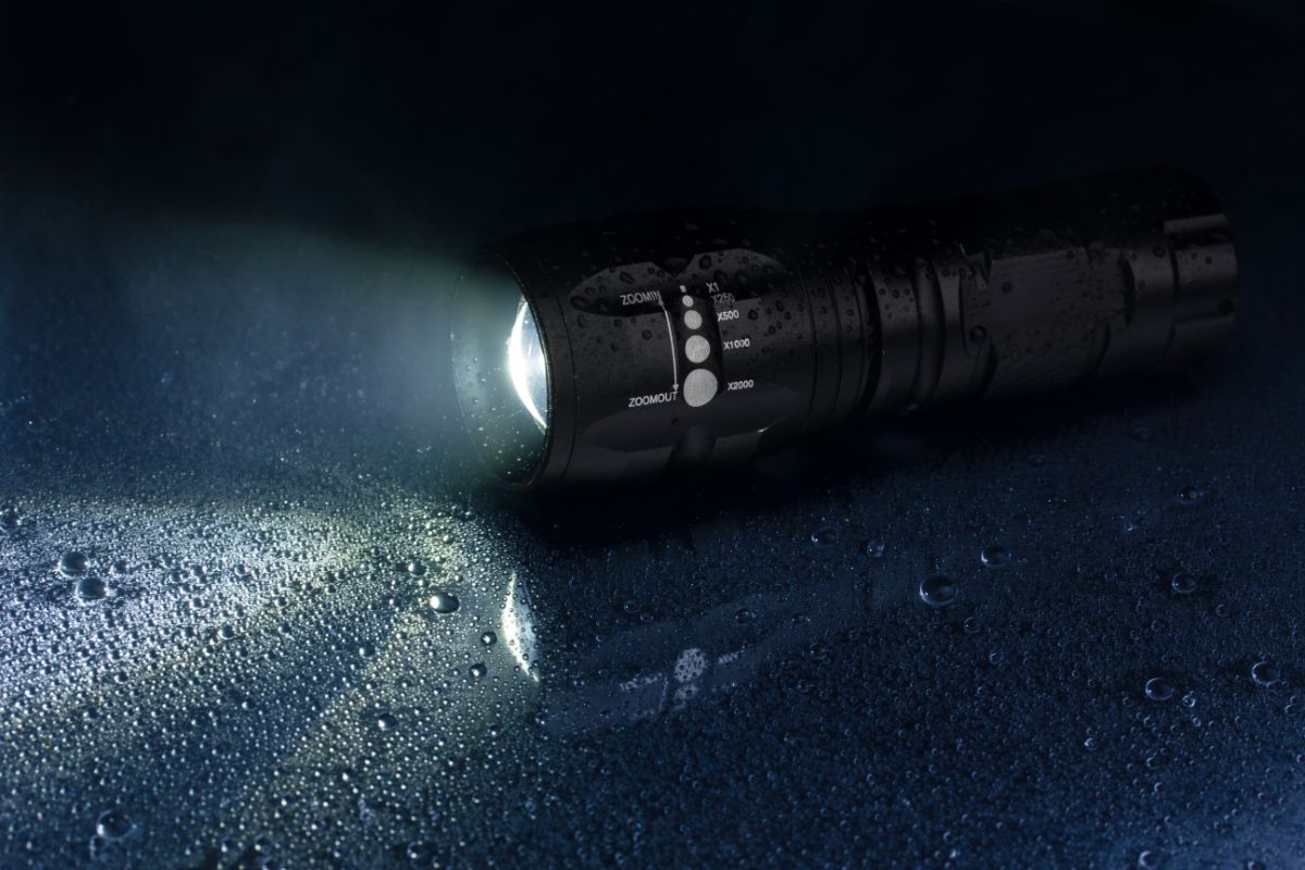 What Is A Tactical Flashlight